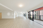 Estoril Court 愛都大廈 | Living and Dining Room