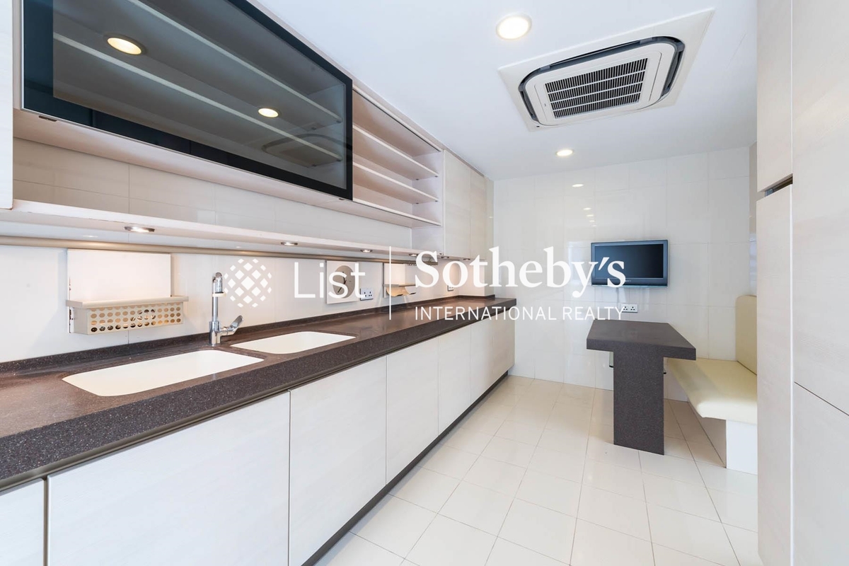 Estoril Court 爱都大厦 | Kitchen