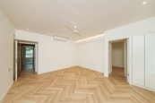 Estoril Court 愛都大廈 | Master Bedroom