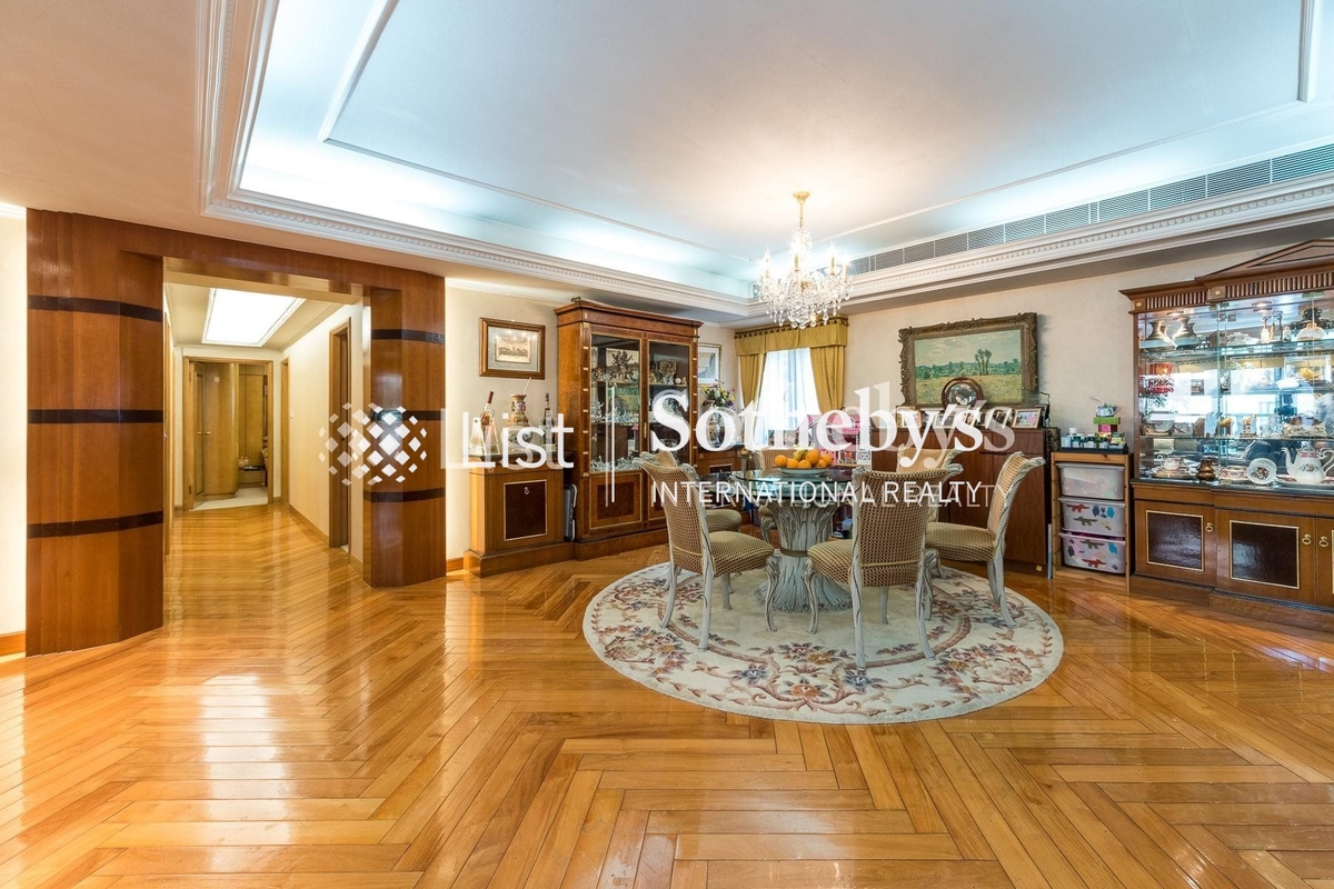 Estoril Court 愛都大廈 | Dining Room