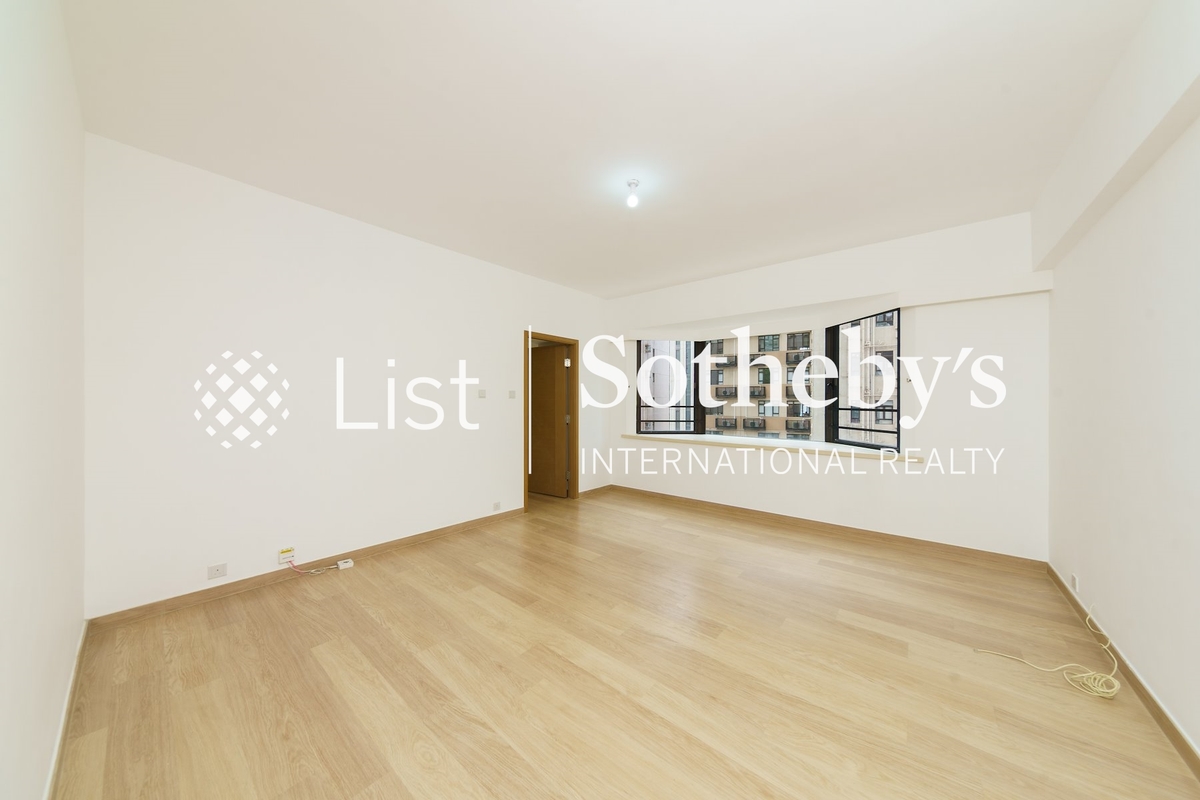 Estoril Court 愛都大廈 | Master Bedroom