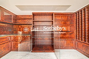 Estoril Court 愛都大廈 | Wine Cellar in Dining Area