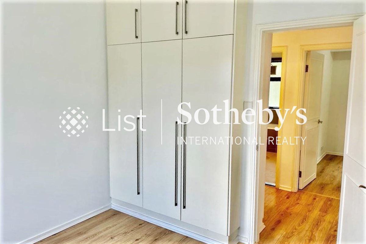 Grand Garden 華景園 | Second Bedroom