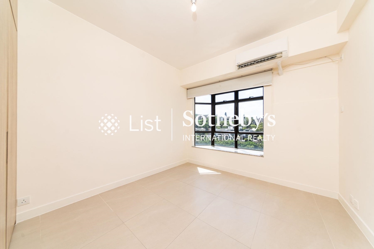 Grand Garden 華景園 | Second Bedroom