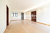 Grand Garden 華景園 | Living and Dining Room