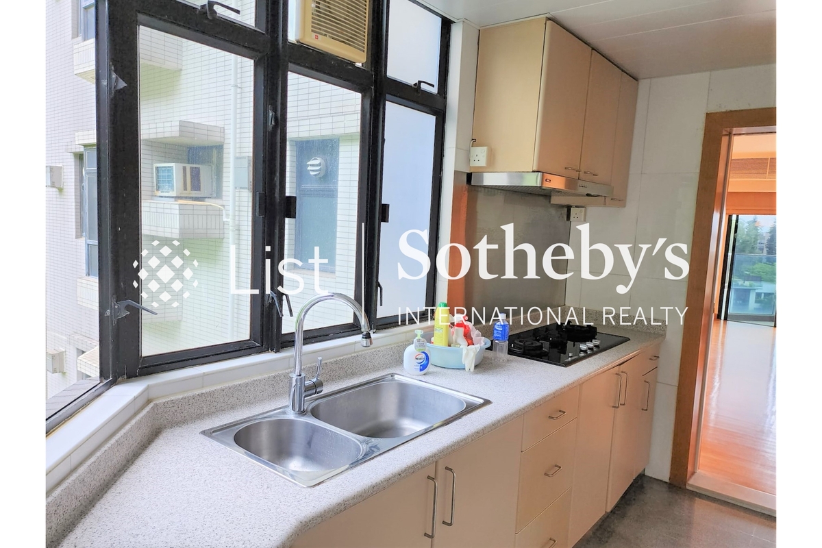 Grand Garden 華景園 | Kitchen