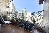 Ewan Court 倚云阁 | Balcony off Living Room