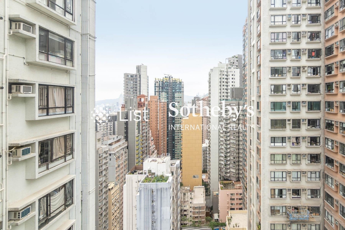 Excelsior Court 輝鴻閣 | View from Living and Dining Room