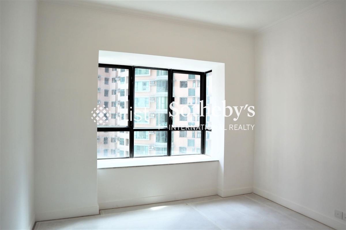 Dynasty Court 帝景園 | Third Bedroom