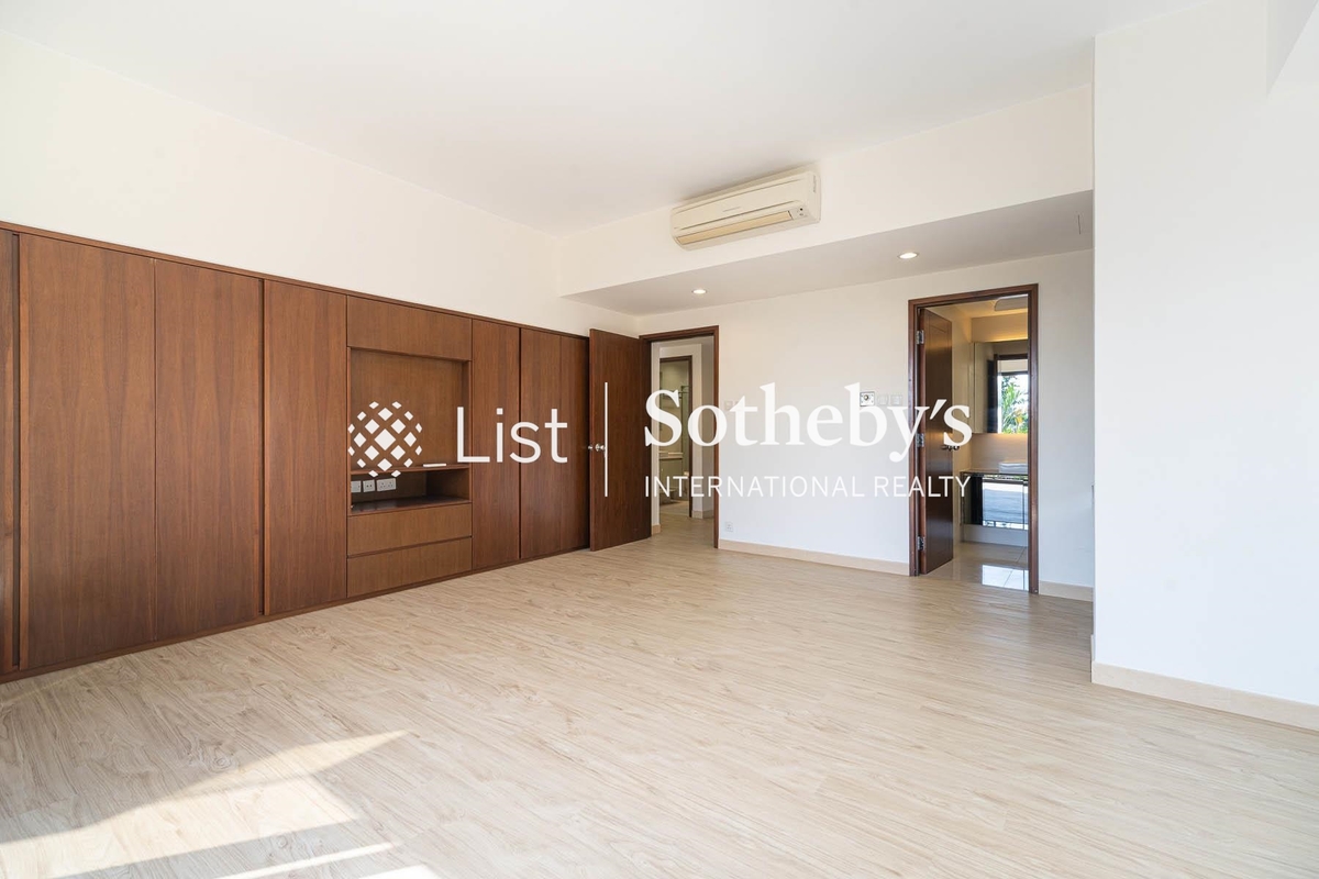 The Somerset 怡峰 | Master Bedroom