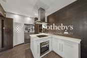 Ruby Court 嘉麟阁 | Kitchen