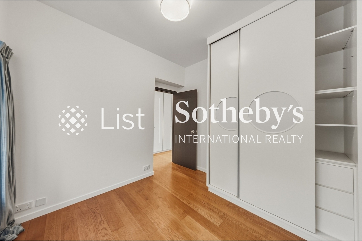 Ruby Court 嘉麟阁 | Second Bedroom