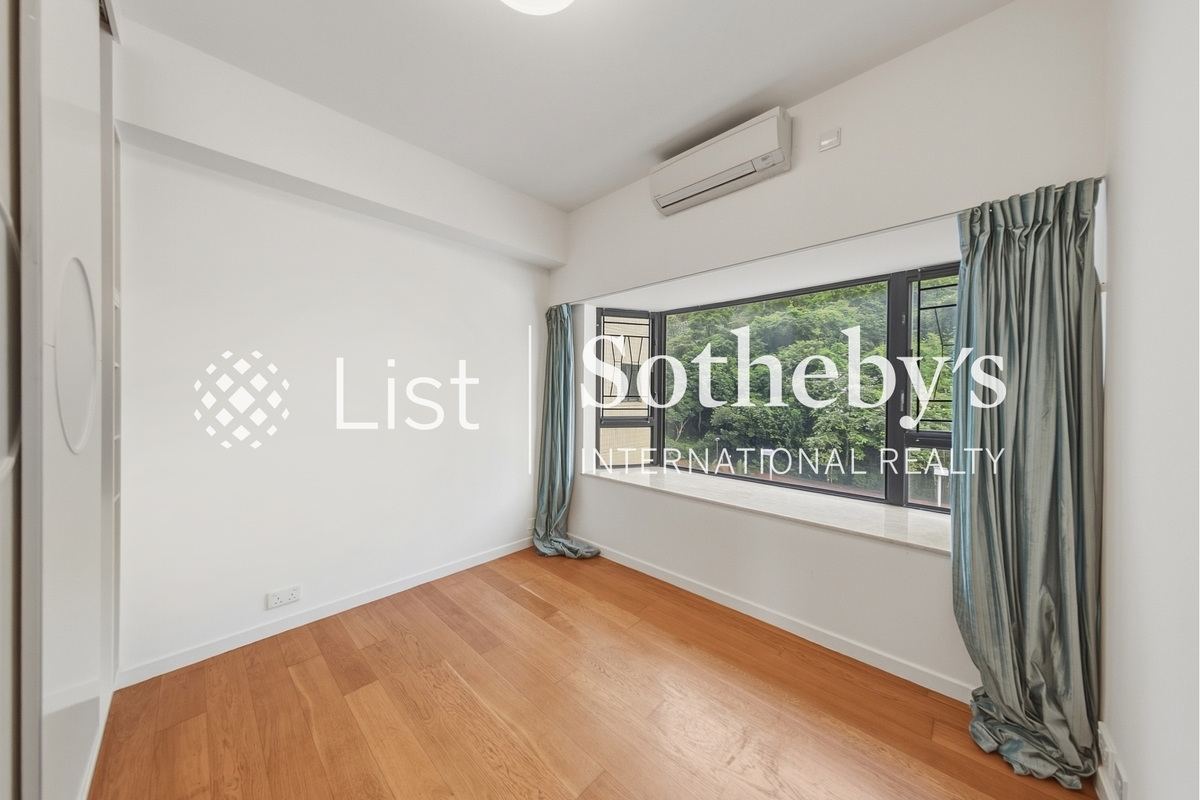 Ruby Court 嘉麟阁 | Second Bedroom