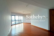 Pacific View 浪琴園 | Living and Dining Room