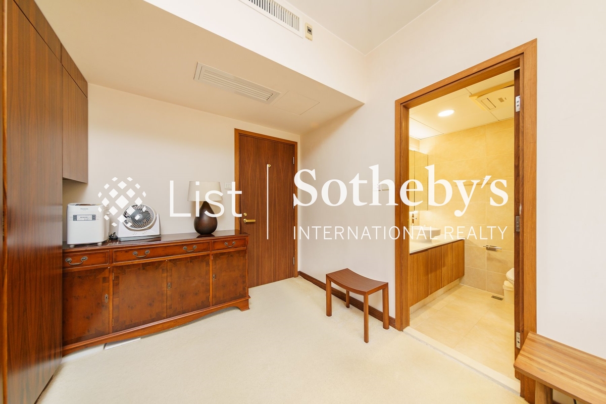 Pacific View 浪琴園 | Second En-suite Bedroom