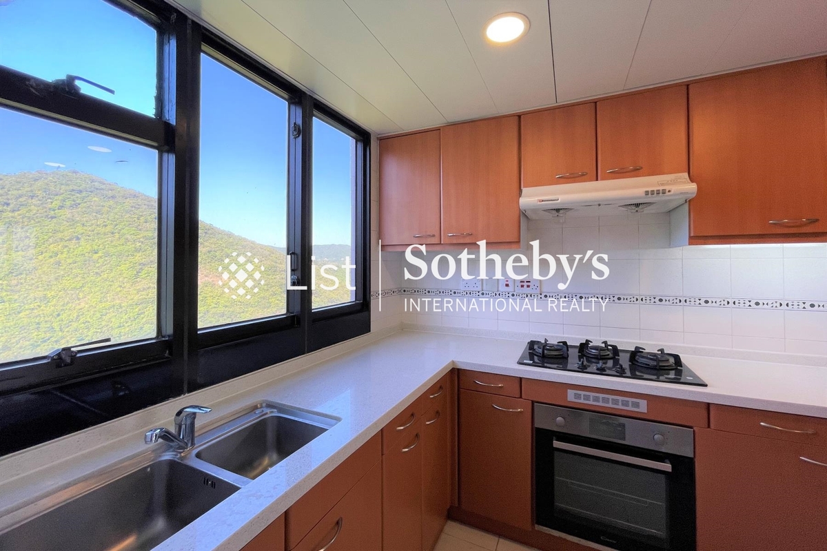 Pacific View 浪琴園 | Kitchen