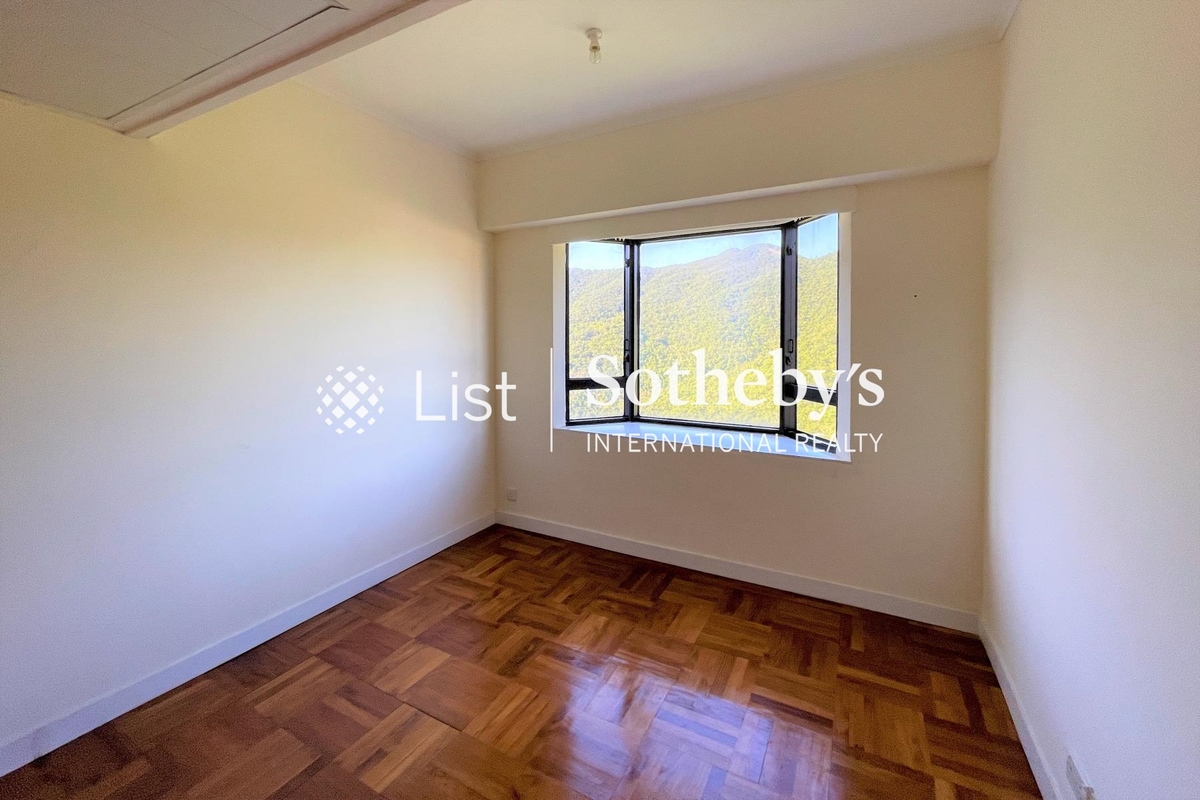 Pacific View 浪琴園 | Second Bedroom