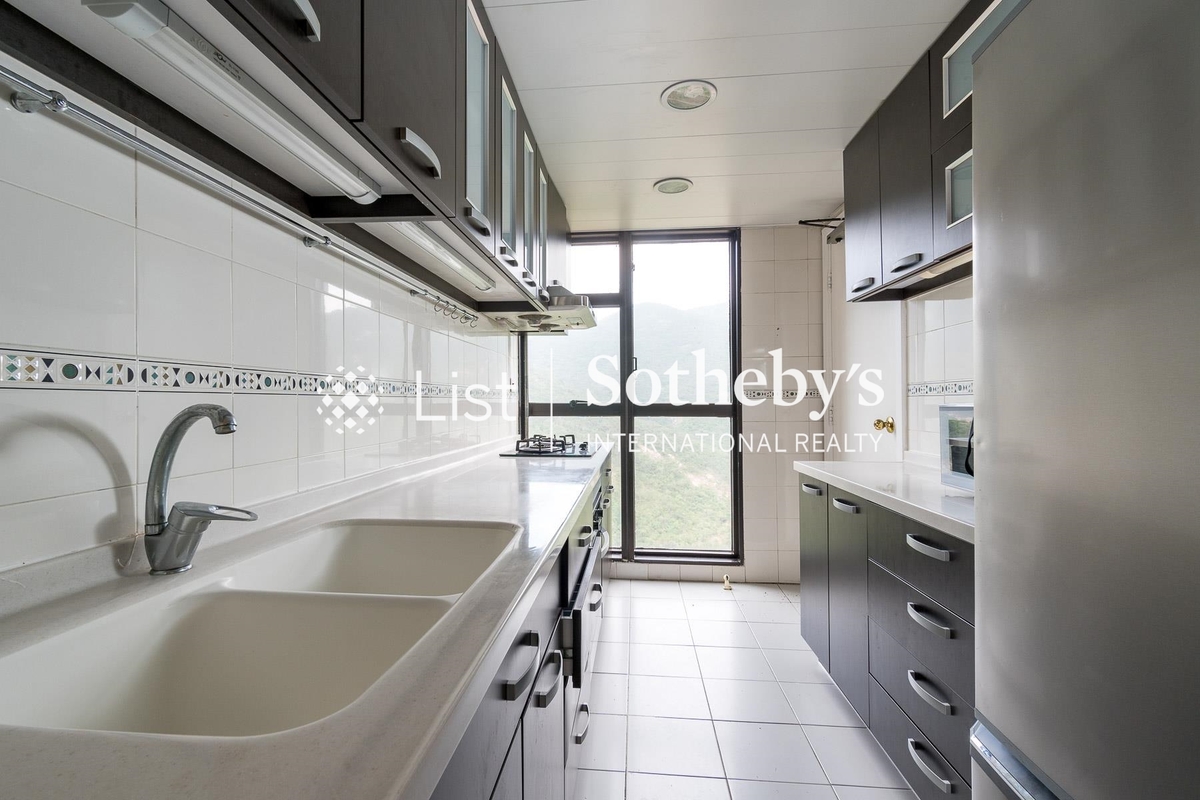 Pacific View 浪琴園 | Kitchen