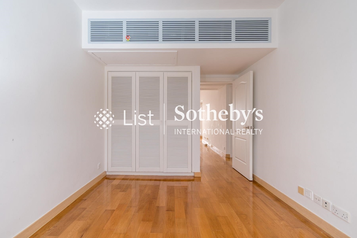 Pacific View 浪琴園 | Second Bedroom