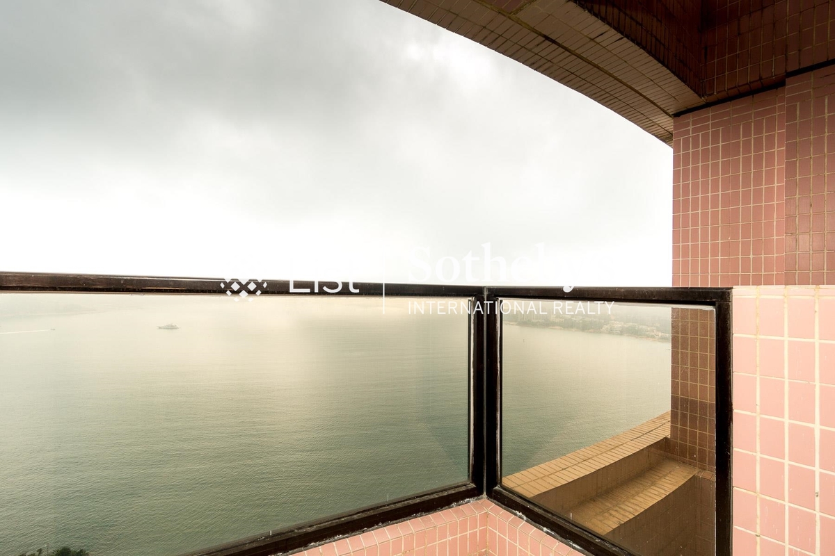 Pacific View 浪琴園 | Balcony off Living and Dining Room