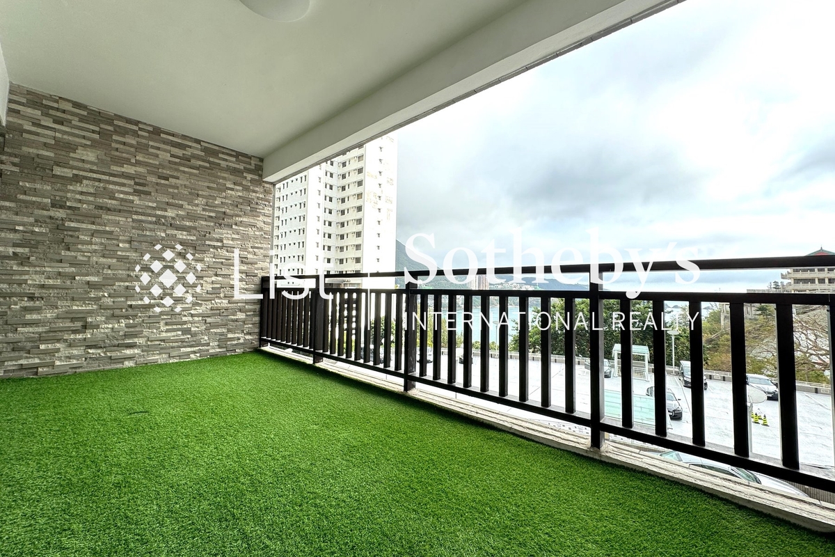 Repulse Bay Garden 麗景園 | Balcony off Living and Dining Room