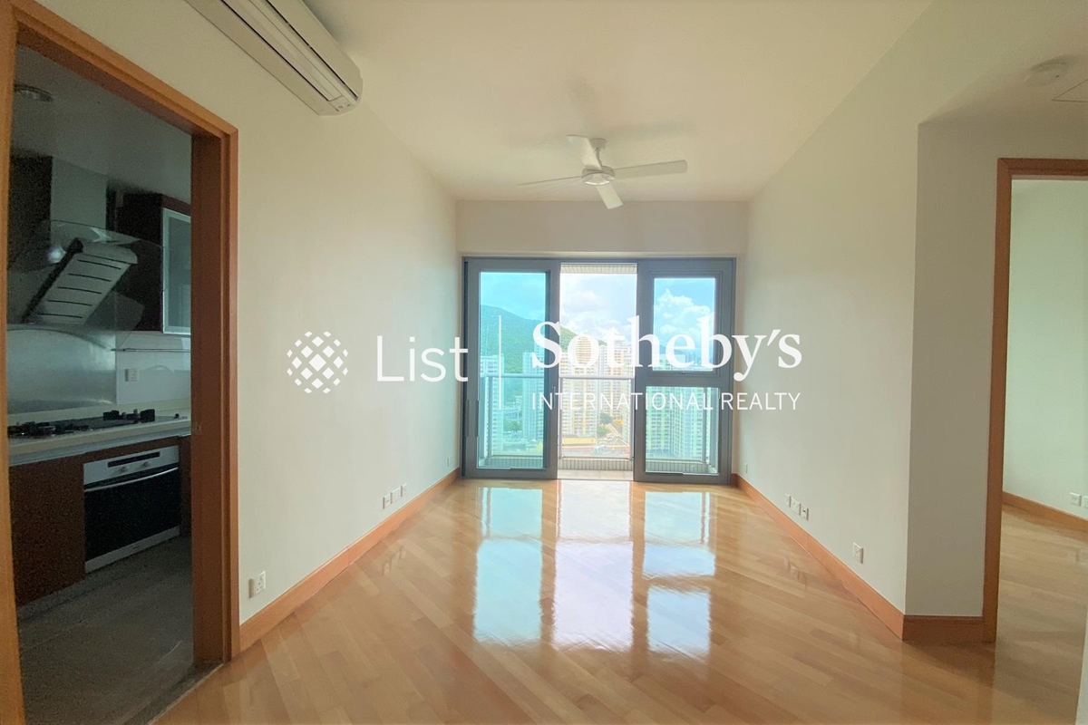 Residence Bel-Air Phase 4 Bel-Air On The Peak 貝沙灣 4期 南灣 | Living and Dining Room