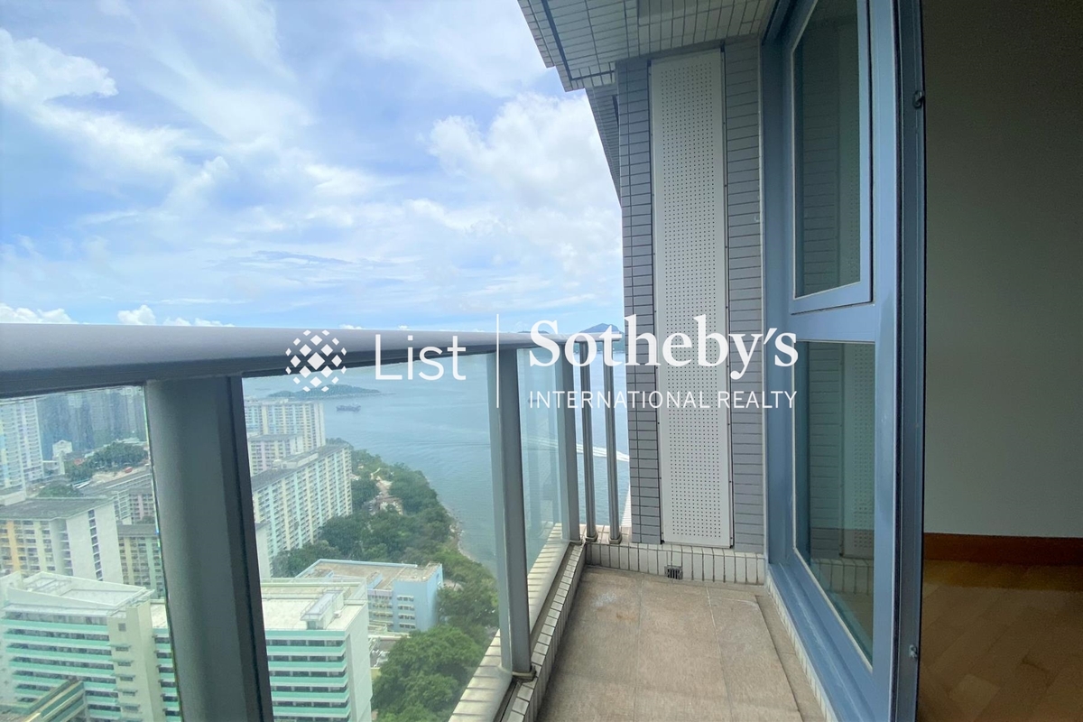 Residence Bel-Air Phase 4 Bel-Air On The Peak 貝沙灣 4期 南灣 | Balcony off Living and Dining Room