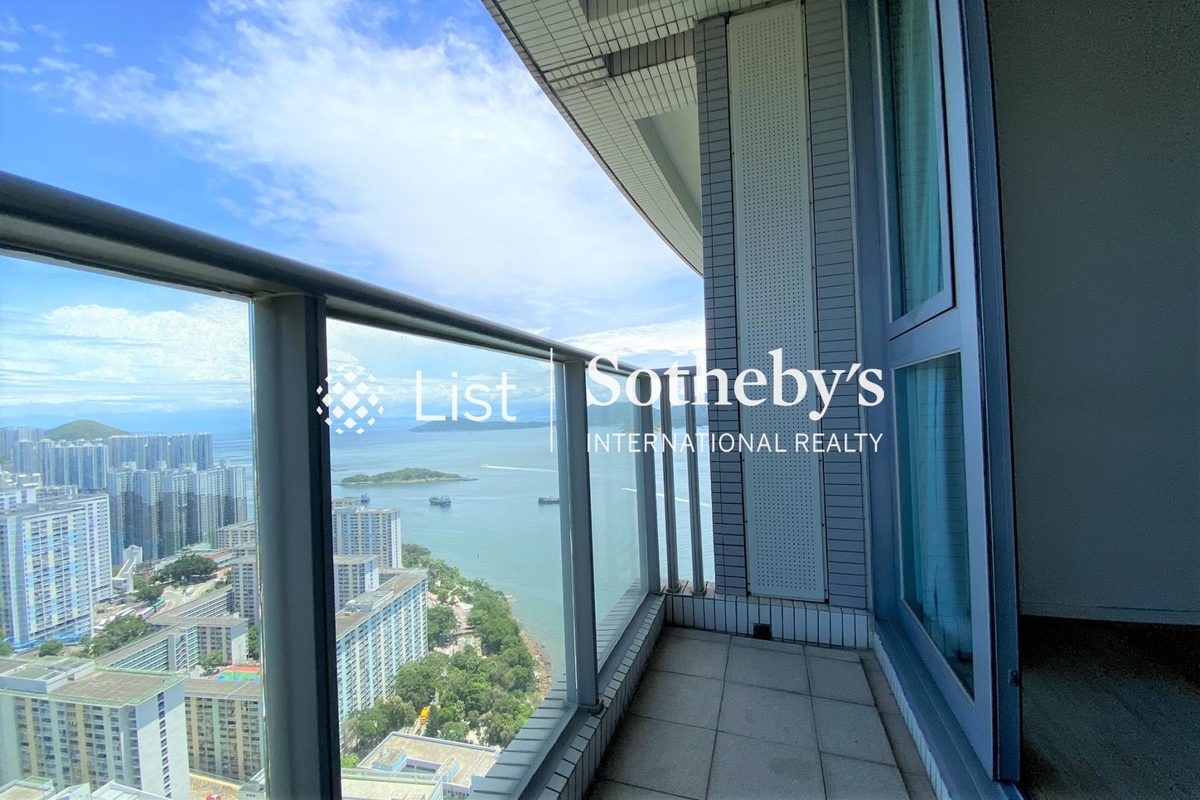 Residence Bel-Air Phase 4 Bel-Air On The Peak 貝沙灣 4期 南灣 | Balcony off Master Bedroom