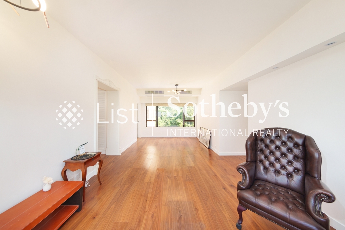 Ruby Court 嘉麟閣 | Lving and Dining Room