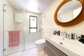Ruby Court 嘉麟阁 | Master Bathroom