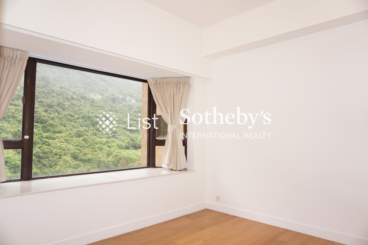 Ruby Court 嘉麟閣 | Third Bedroom