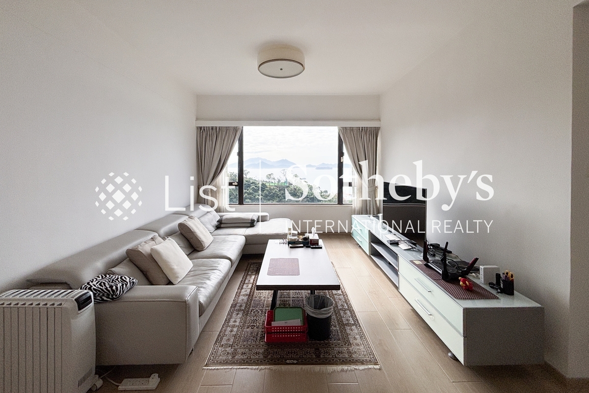 Ruby Court 嘉麟閣 | Living Room