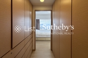 Ruby Court 嘉麟閣 | Built-in Wardrobe in Master Bedroom 