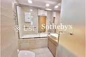 Ruby Court 嘉麟閣 | Master Bathroom