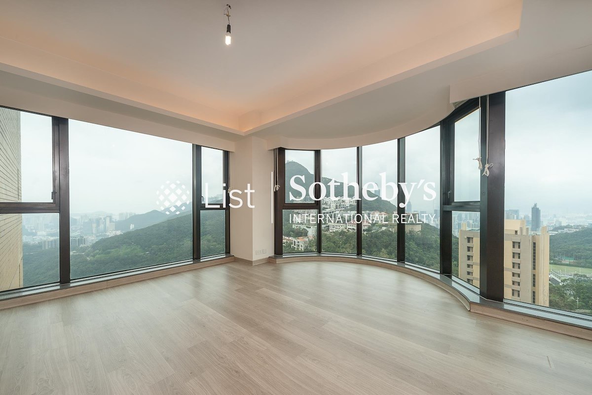 3 Repulse Bay Road 浅水湾道3号 | Living and Dining Room