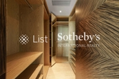 3 Repulse Bay Road 浅水湾道3号 | Walk-in Closet in Master Bedroom 