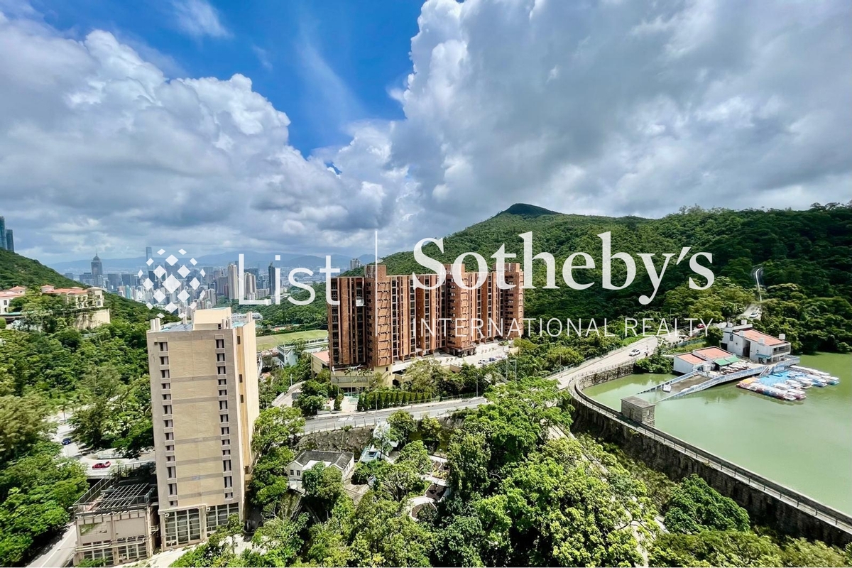 3 Repulse Bay Road 淺水灣道3號 | View from Living Room