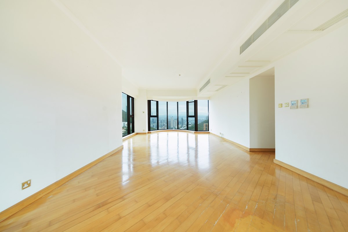 3 Repulse Bay Road 浅水湾道3号 | Living and Dining Room