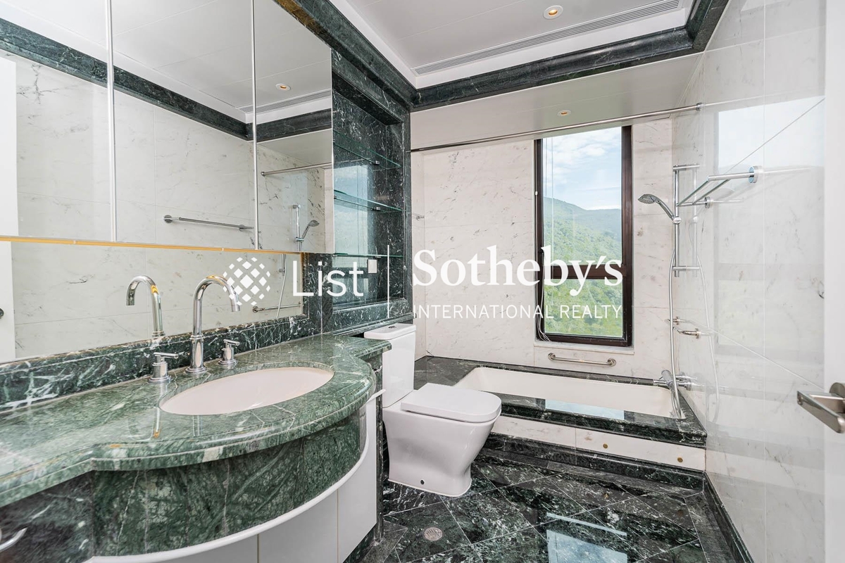 3 Repulse Bay Road 淺水灣道3號 | Guest Bathroom