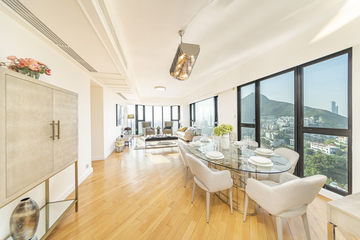 3 Repulse Bay Road 淺水灣道3號 | Living and Dining Room