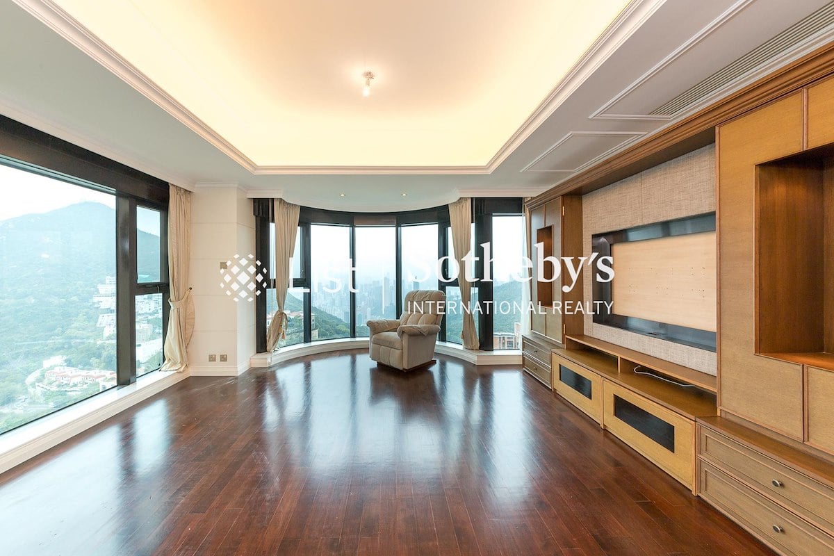 3 Repulse Bay Road 浅水湾道3号 | Living and Dining Room
