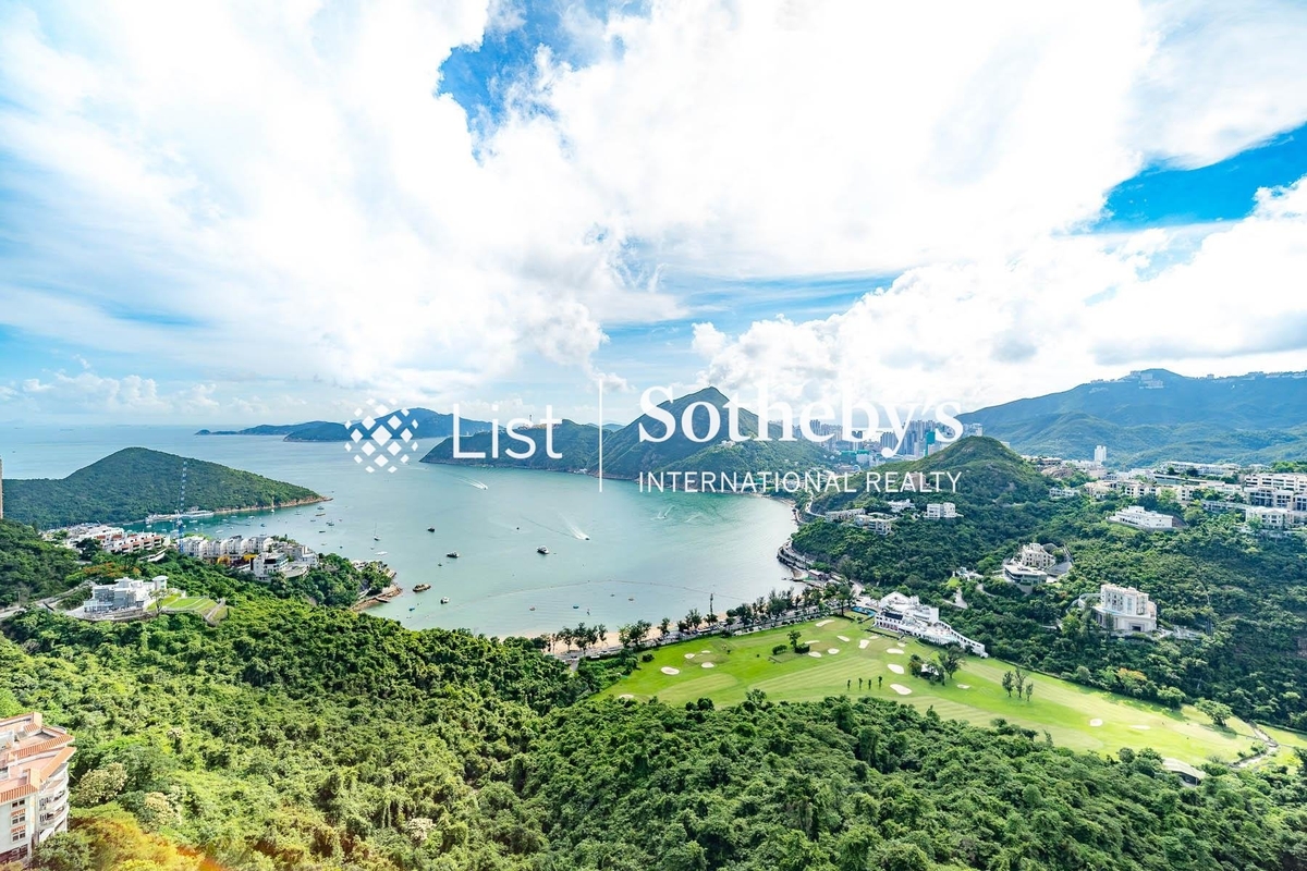 37 Repulse Bay Road 淺水灣道37號 | View from Living and Dining Room