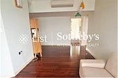 Pacific View 浪琴园 | Living and Dining Room