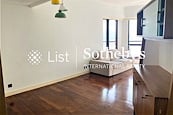 Pacific View 浪琴园 | Living and Dining Room