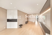 Pacific View 浪琴園 | Living and Dining Room