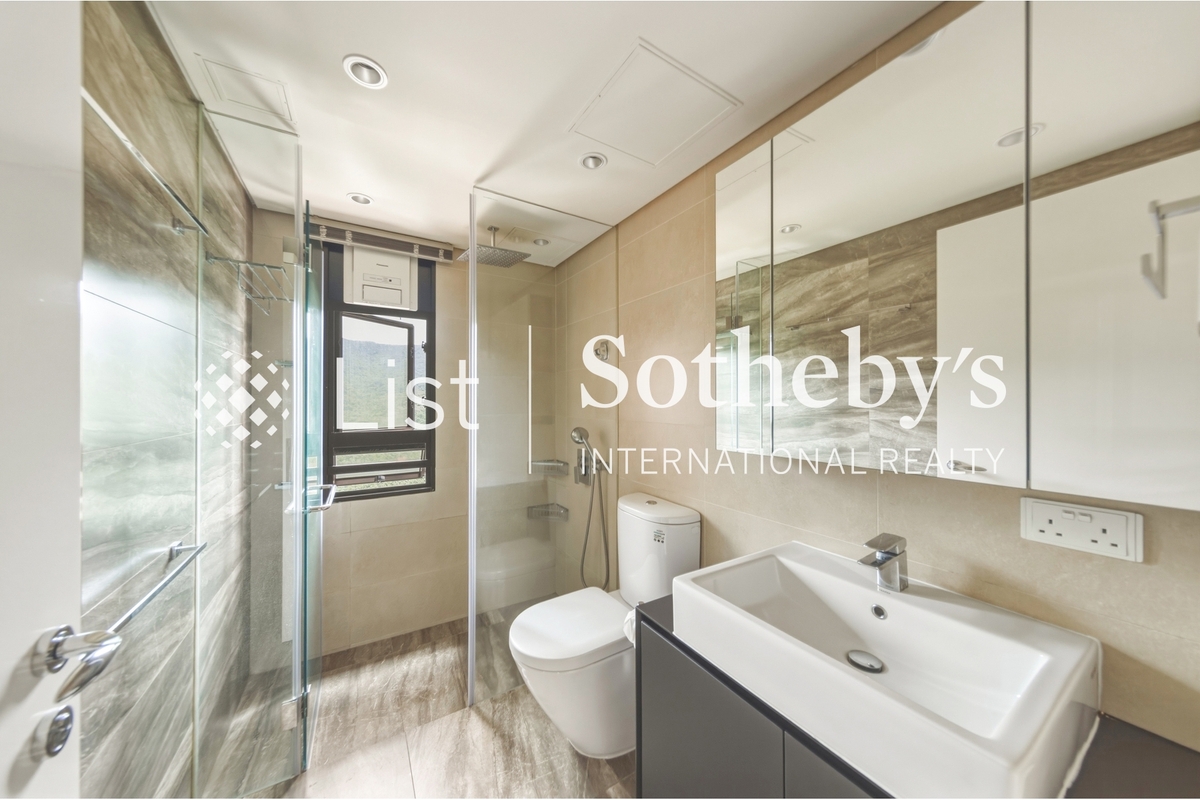 Pacific View 浪琴園 | Guest Bathroom