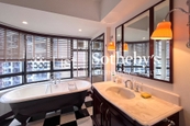Pacific View 浪琴園 | Master Bathroom