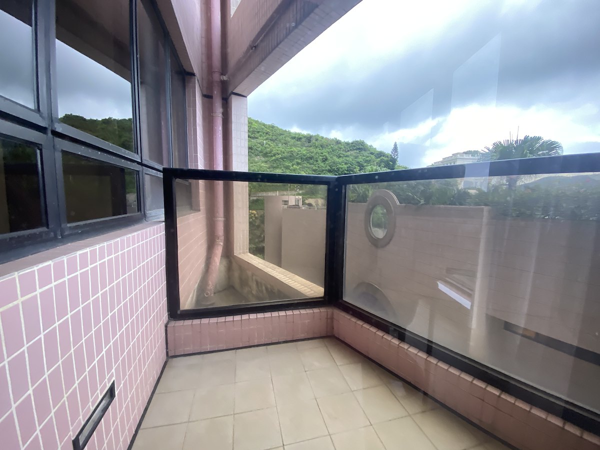 Pacific View 浪琴园 | Balcony off Living and Dining Room