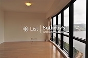 Pacific View 浪琴園 | Living and Dining Room