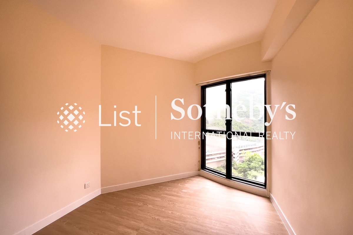 Pacific View 浪琴園 | Third Bedroom